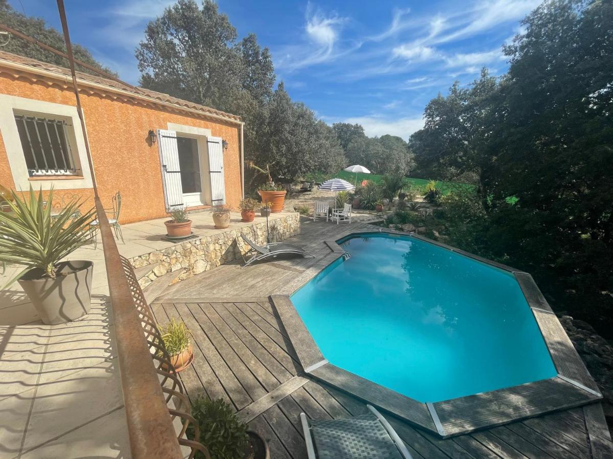 Le Calme De La Garrigue Bed & Breakfast Russan Exterior photo